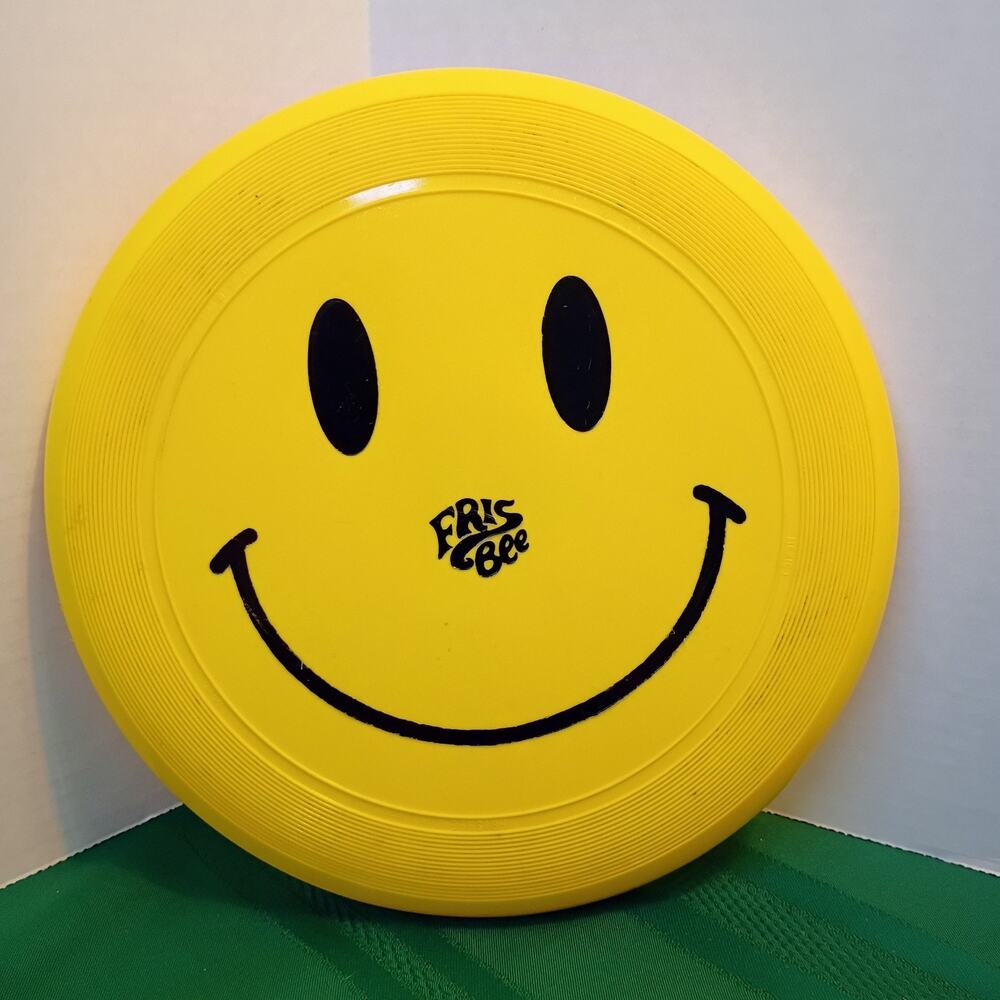 Original Vintage Retro 1980 Wham-O Yellow Smiley Face Frisbee Disc 130 Gram